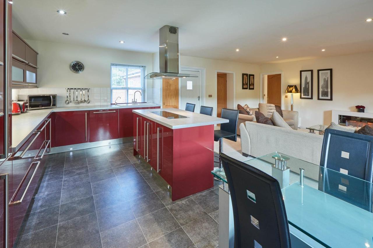 Host & Stay - Folkton Cottages Scarborough Bagian luar foto