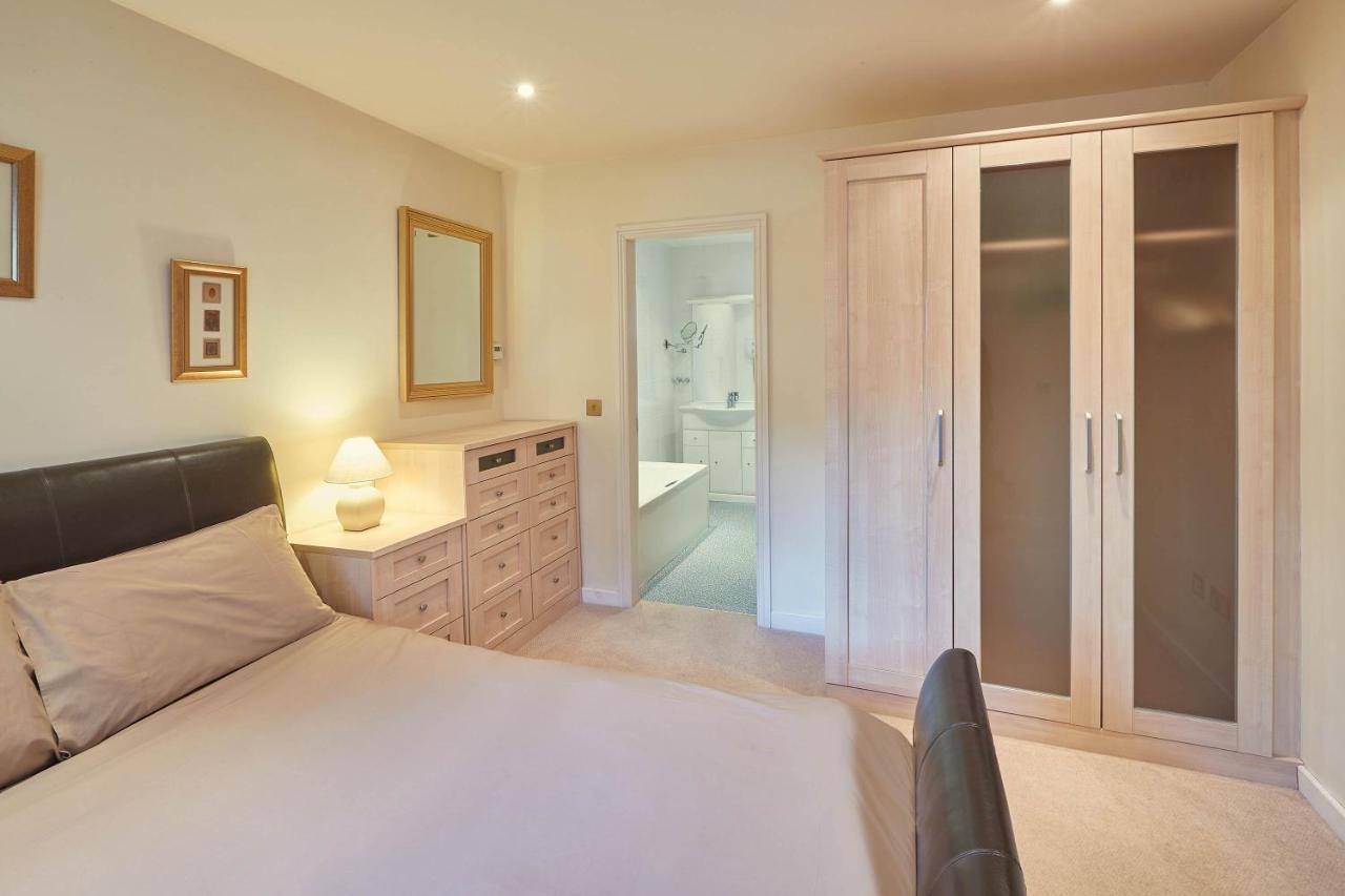 Host & Stay - Folkton Cottages Scarborough Bagian luar foto